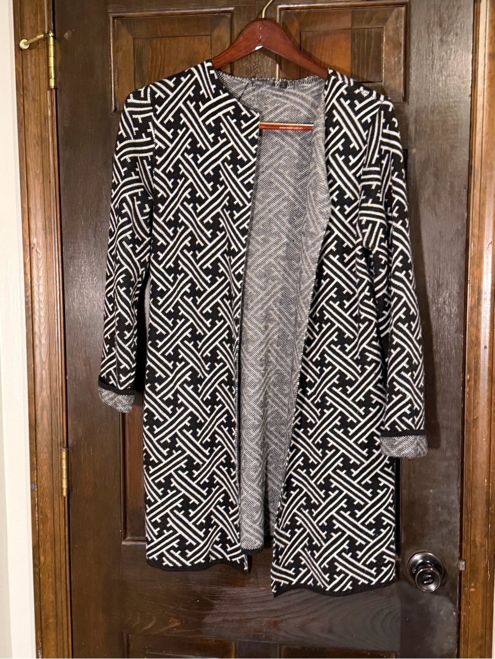 Hannah Black & White Geometric Open-Front Cardigan